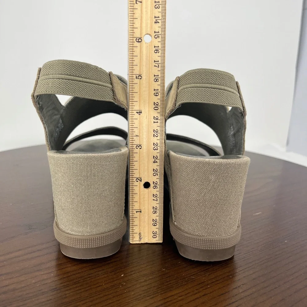 Sorel Joanie II Sandals Women 9 Beige Leather Platform Lug Slingback NL3556-365‎
